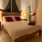 Apartment - Near Amenities - Poolside