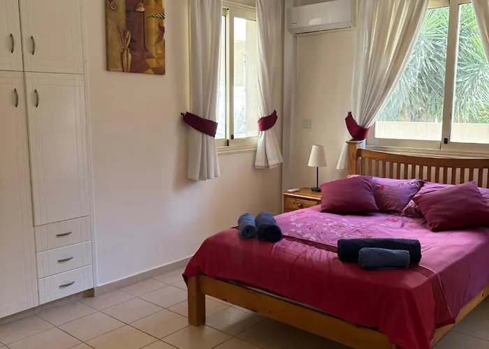 - Near Amenities - Poolside Paphos