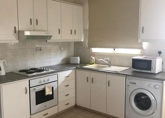 Apartmán - Near Amenities - Poolside Paphos