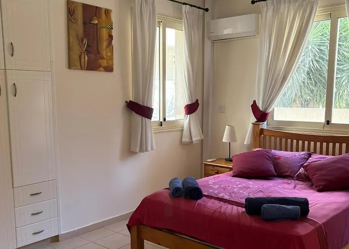 - Near Amenities - Poolside * Paphos